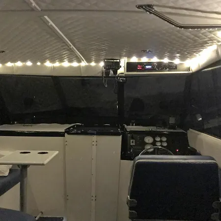 Botel Summer *